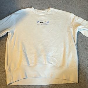 Nike crewneck